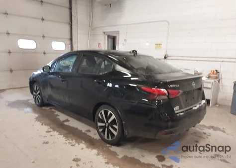 2022 Nissan Versa 1.6 Sr Xtronic Cvt z USA, uszkodzony, nr VIN 3N1CN8FV8NL863674